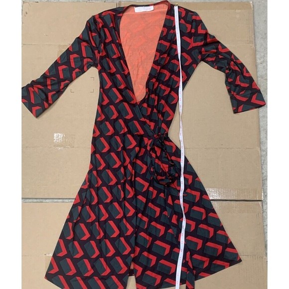 Diane Von Furstenberg Vintage Womens Silk Geometric Wrap Dress Red Black 00 - Picture 14 of 14